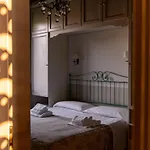 Apartamento Drei-zimmer-panorama-wohnung Mit Terrasse Und Sommerpool By Interhome Pésaro